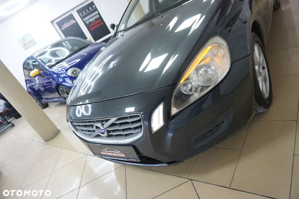 Volvo V60 D3 Kinetic - 11