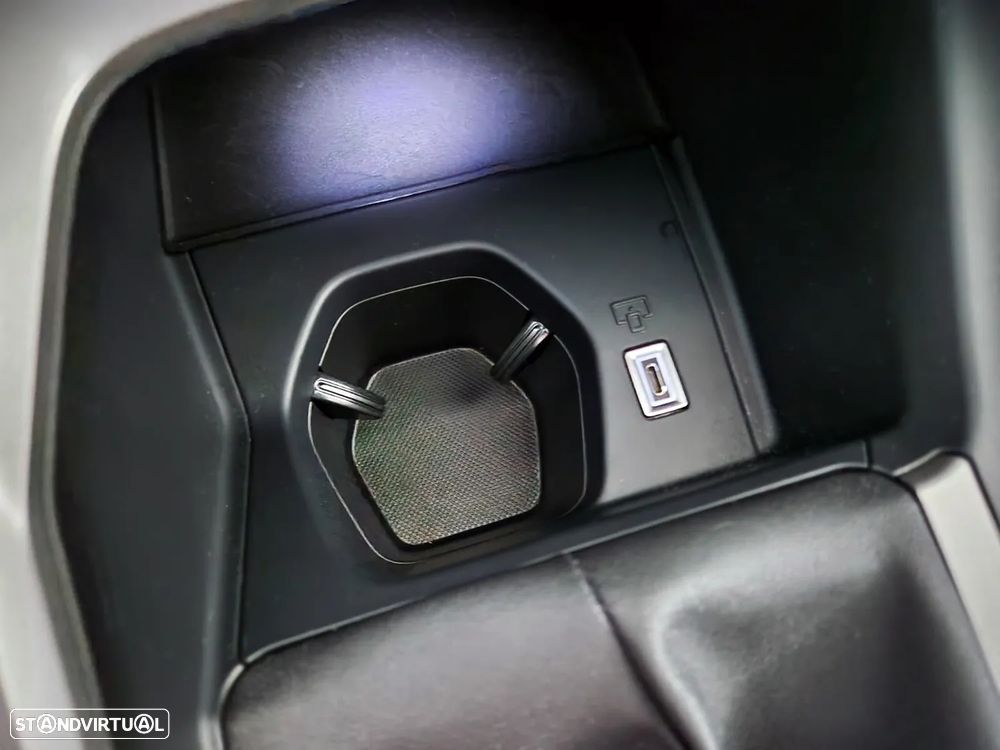 Peugeot 308 1.2 PureTech Allure - 31