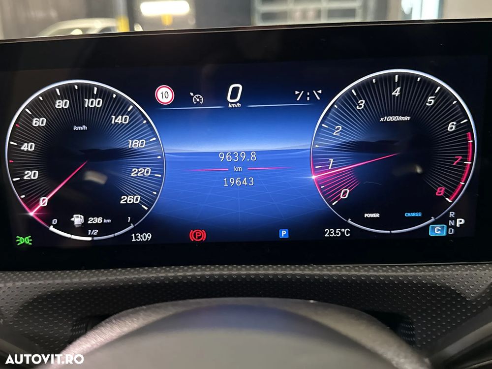 Mercedes-Benz A 200 Sedan 7G-DCT AMG Line - 11