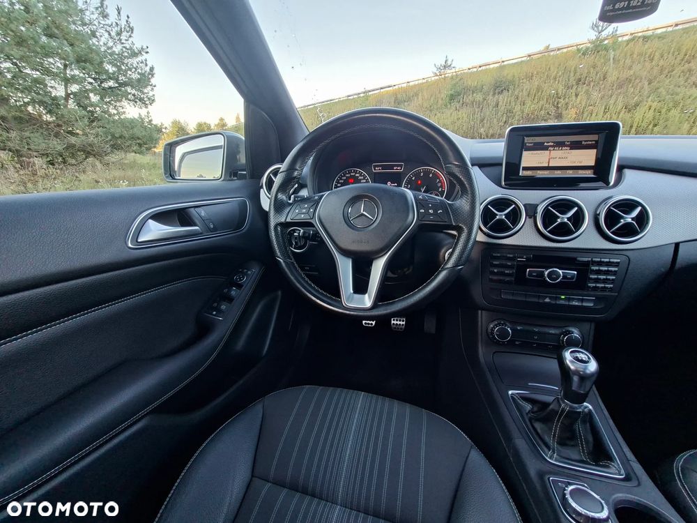 Mercedes-Benz Klasa B 180 BlueEFFICIENCY Edition 1 - 34