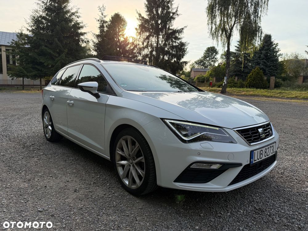Seat Leon 2.0 TDI DPF DSG FR Black Matt Edition - 11