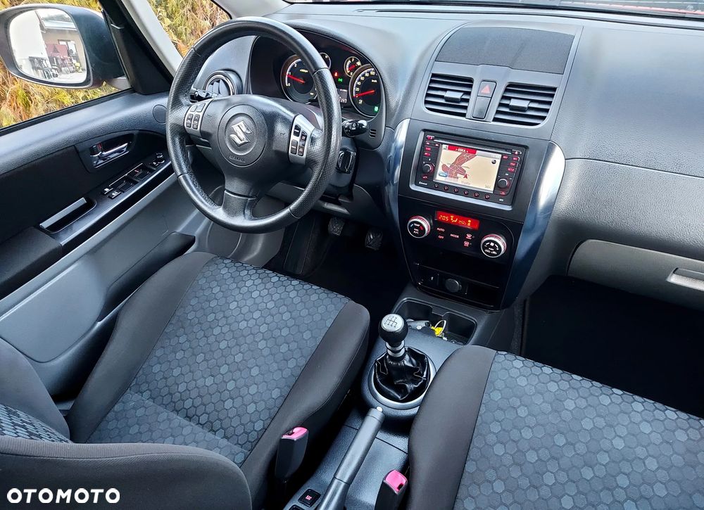Suzuki SX4 2.0 DDiS 4x4 Style - 34