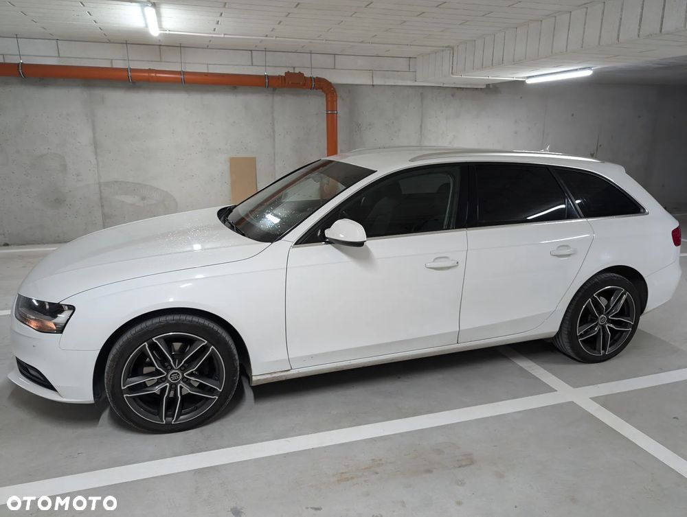 Audi A4 Avant 2.0 TDI Multitronic - 11