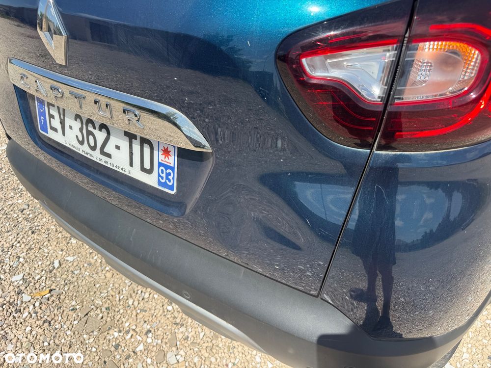 Renault Captur - 22