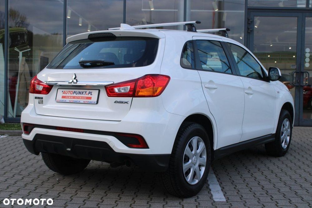 Mitsubishi ASX - 5