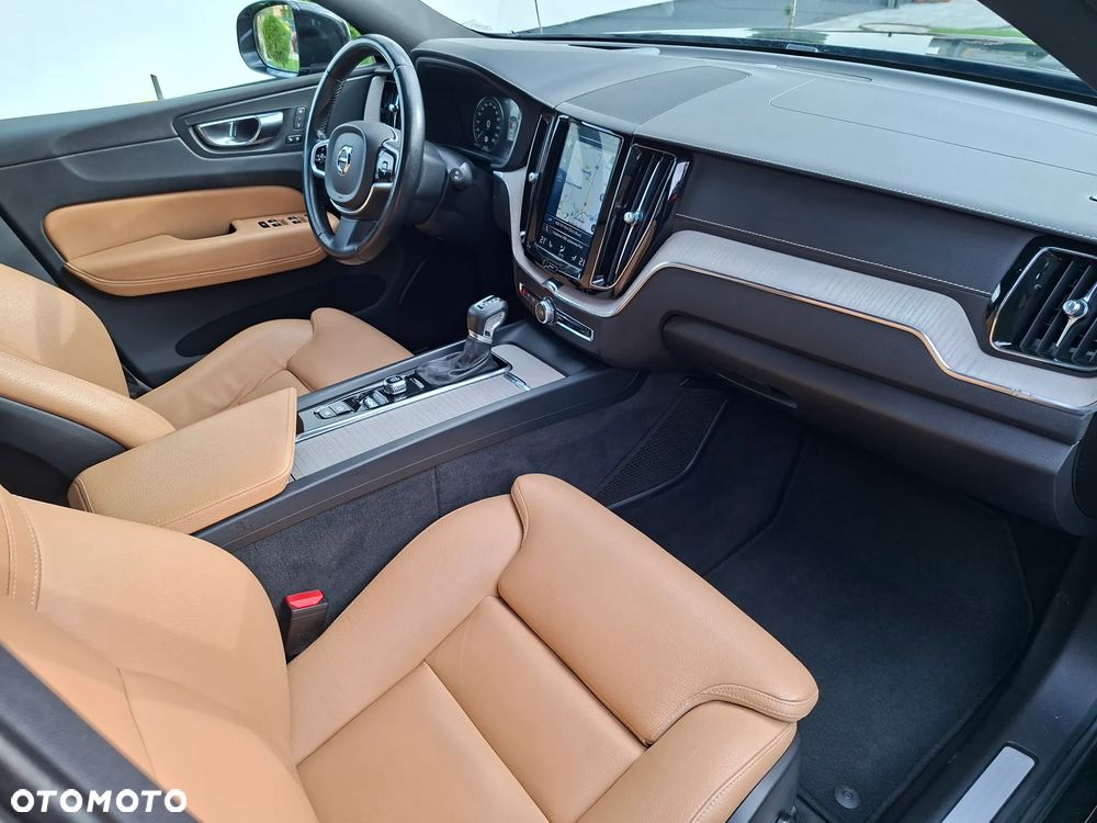 Volvo XC 60 - 10