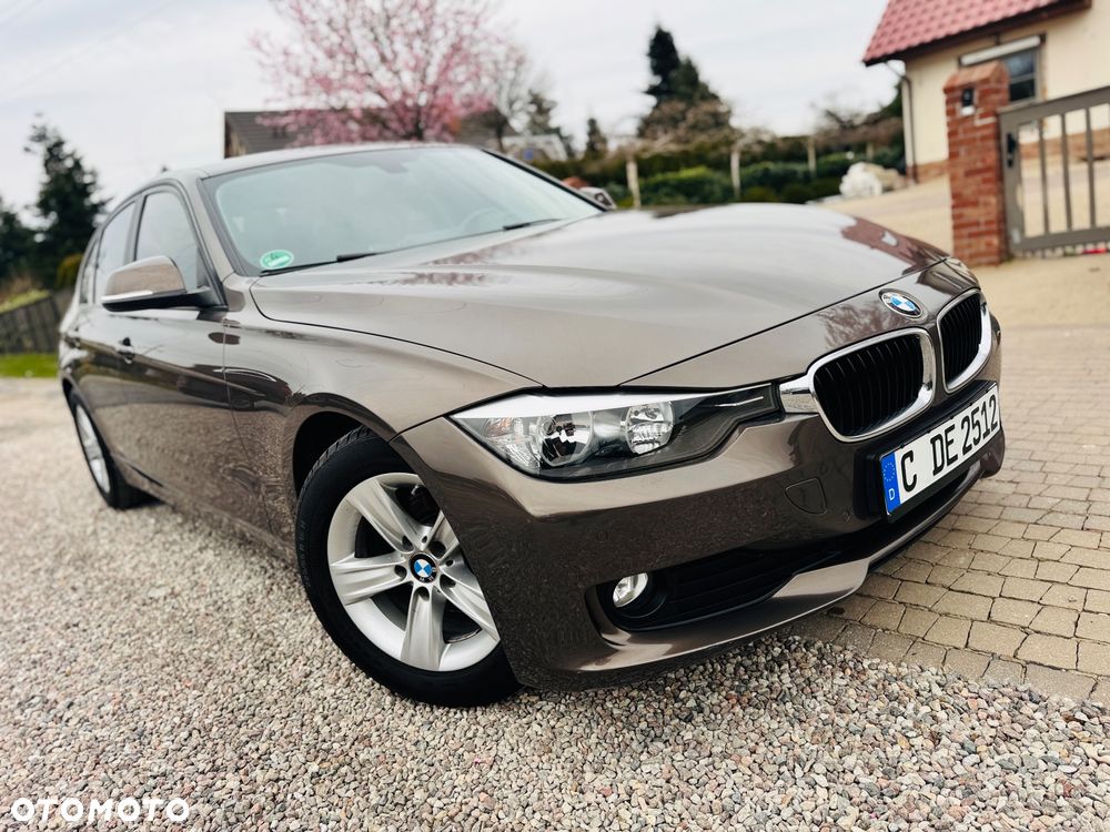 BMW Seria 3 316d DPF Edition Exclusive - 1