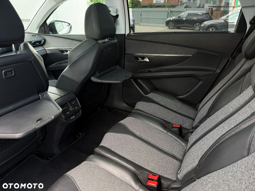 Peugeot 5008 1.6 THP Allure S&S EAT6 - 30