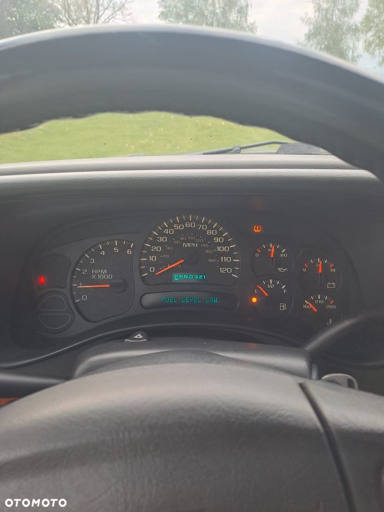 GMC Yukon - 9