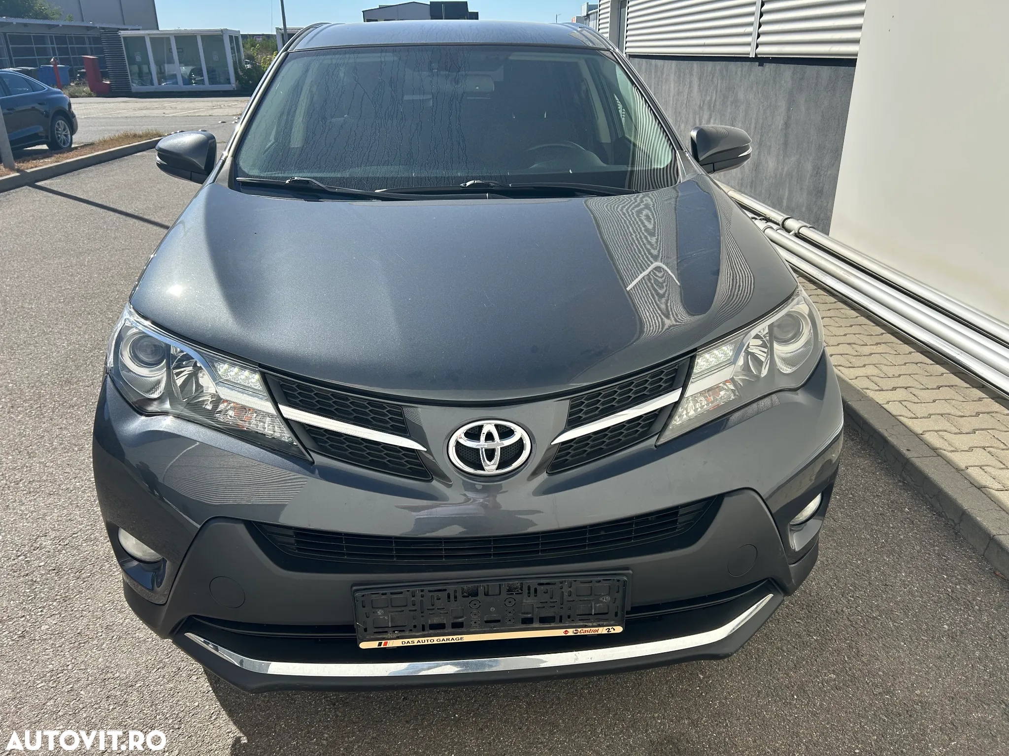 Toyota RAV4 - 5