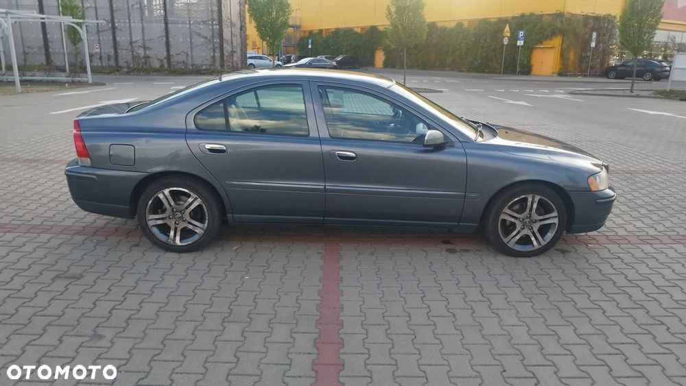 Volvo S60 2.4 Momentum - 8