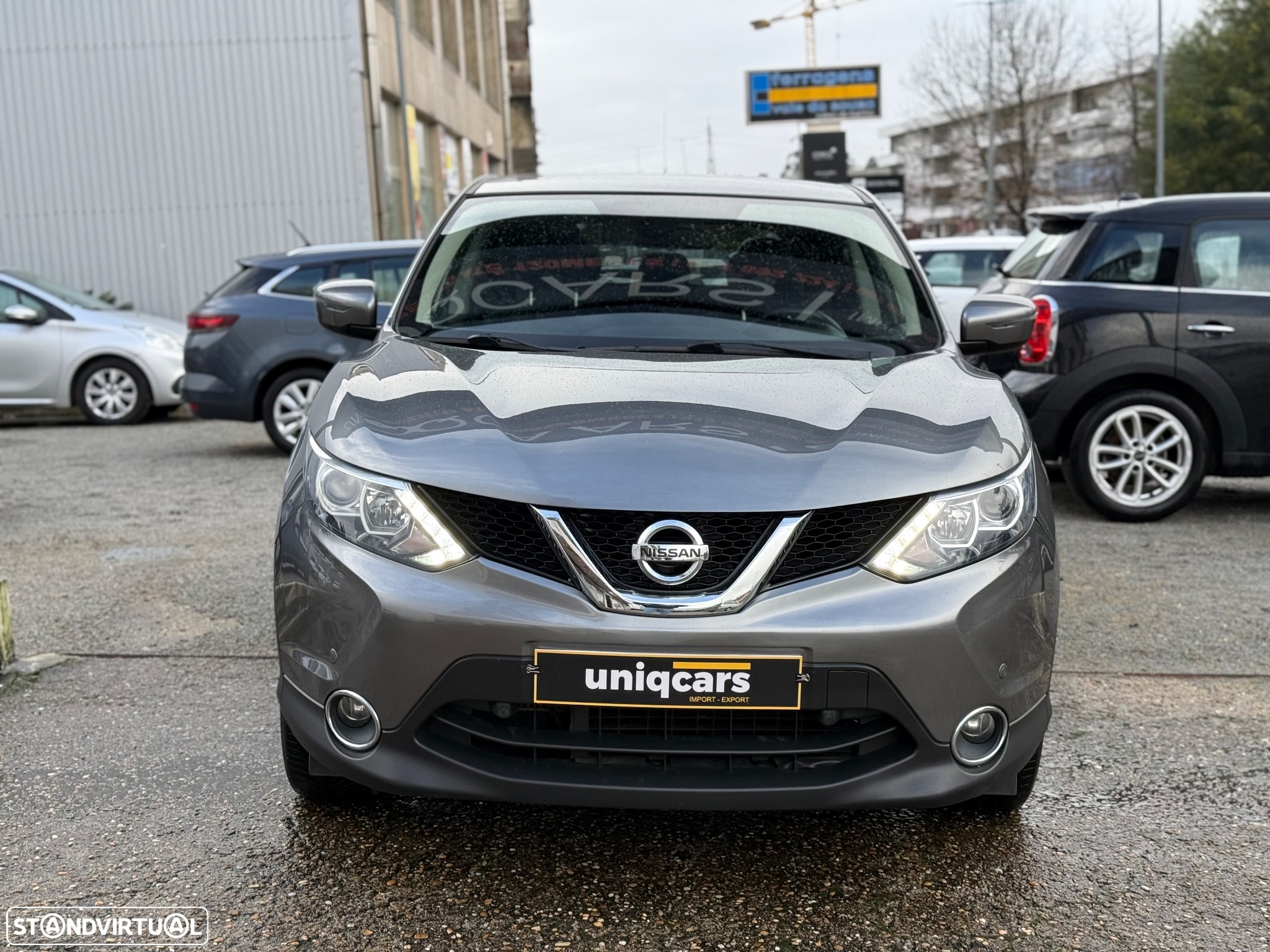 Nissan Qashqai - 2