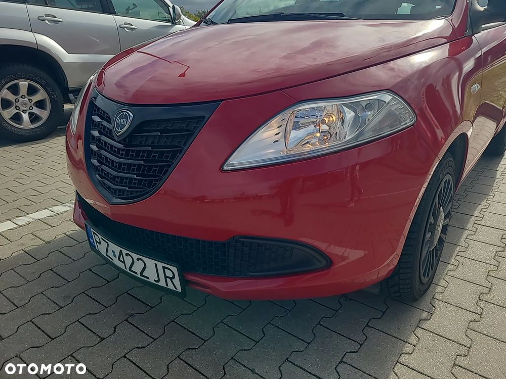 Lancia Ypsilon 1.2 8V Elefantino S&S - 12