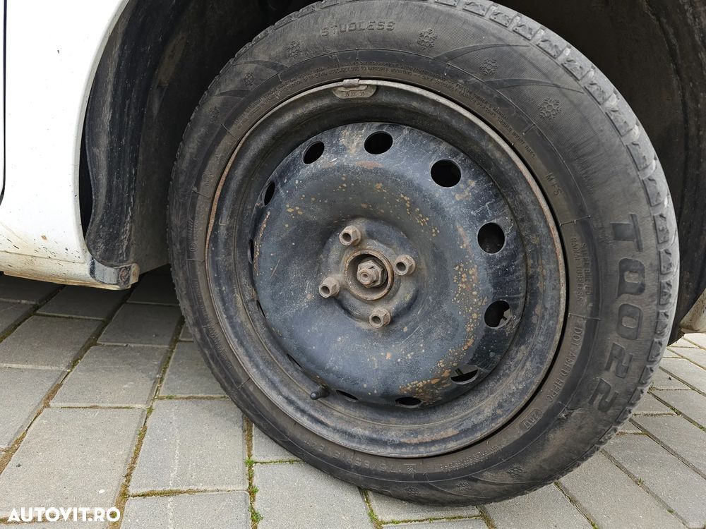 Renault Clio - 15