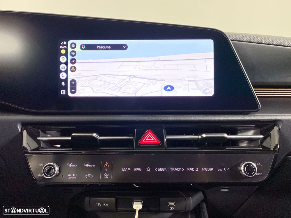 Kia Niro EV 64kWh Tech - 16