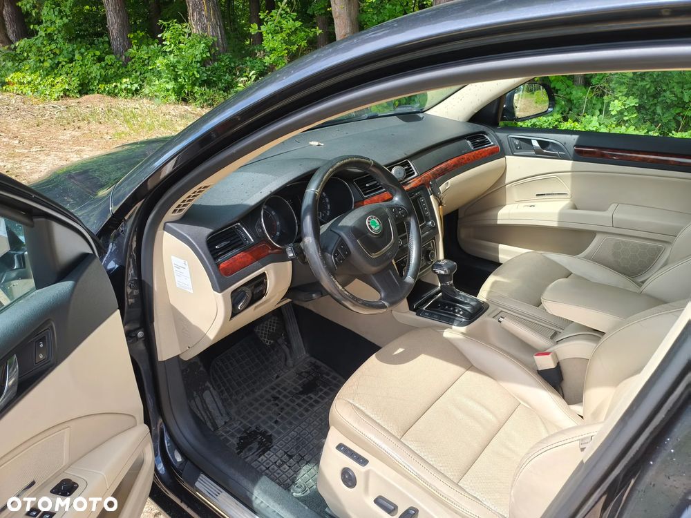 Skoda Superb 3.6 FSI 4x4 Platinum DSG - 23