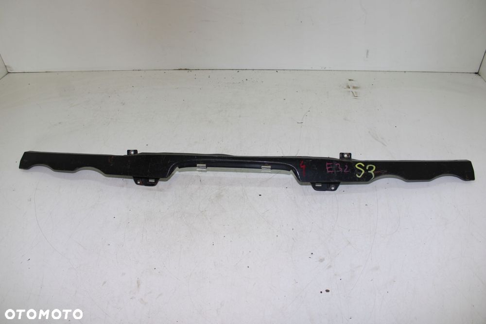 BMW E32 ATRAPA NOSEK GRILL PRZEDNI PAS WZMOCNIENIE WĄSKA LAMPA - 2