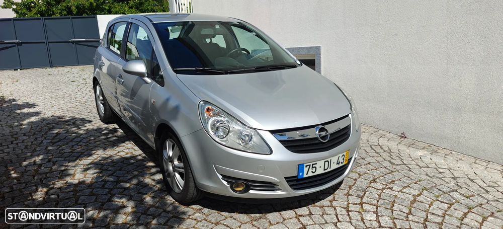 Opel Corsa 1.3 CDTI Cosmo - 2
