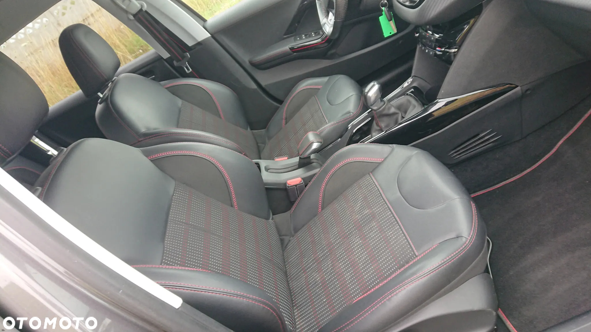 Peugeot 2008 PureTech 110 Stop&Start GT-Line Edition - 30