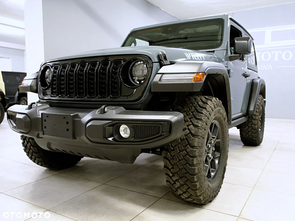 Jeep Wrangler - 4