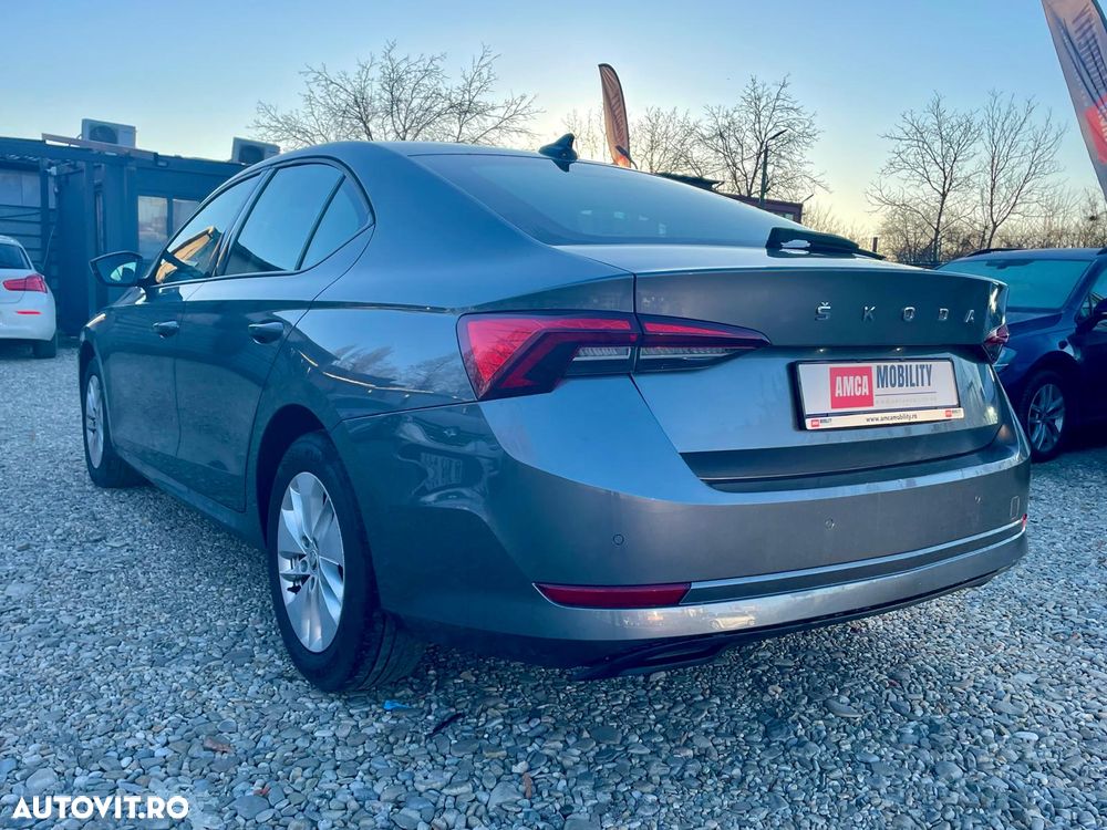 Skoda Octavia 2.0 TDI AMBITION - 6