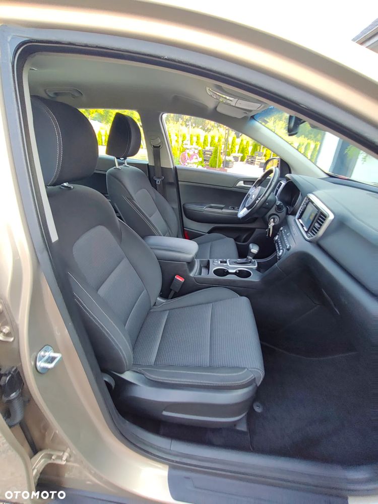 Kia Sportage 1.6 CRDI AWD DCT SPIRIT - 10