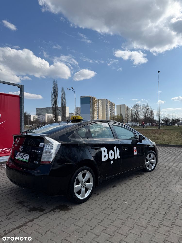 Toyota Prius 1.8 HSD Active - 3