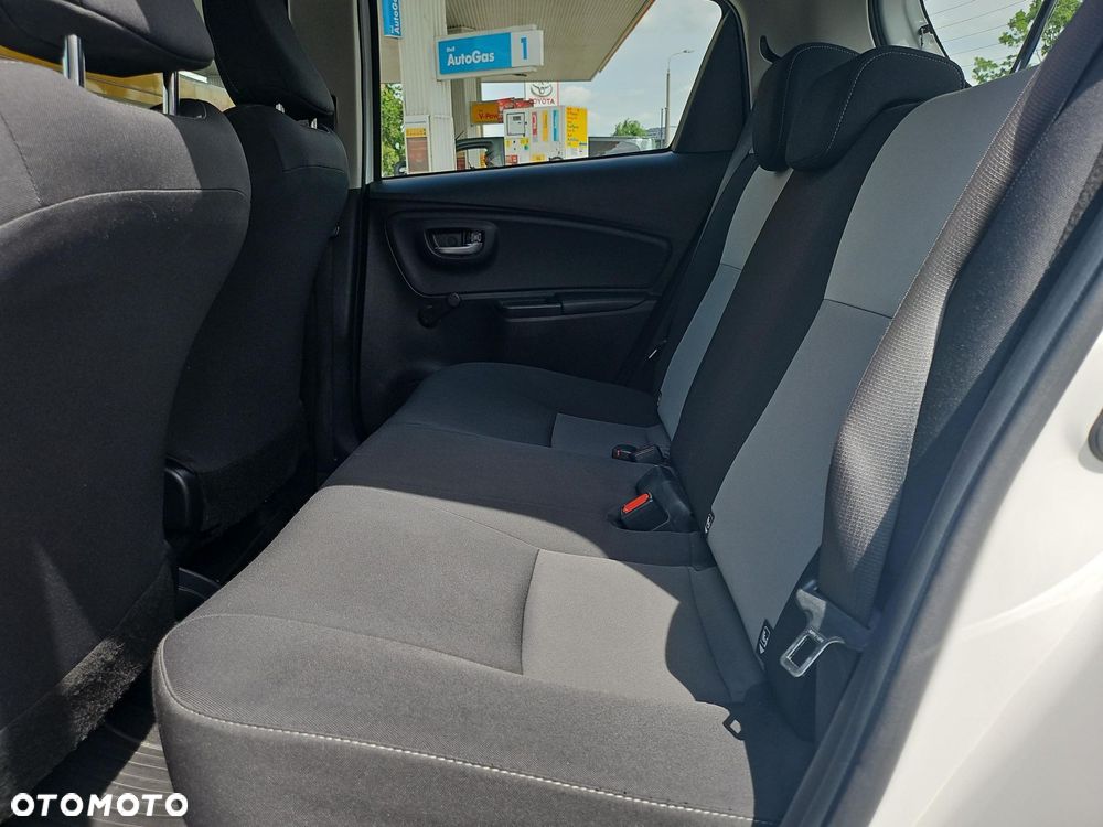 Toyota Yaris - 11