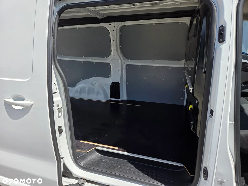 Opel Vivaro Extra Long 3,0t (bryg.) - 25