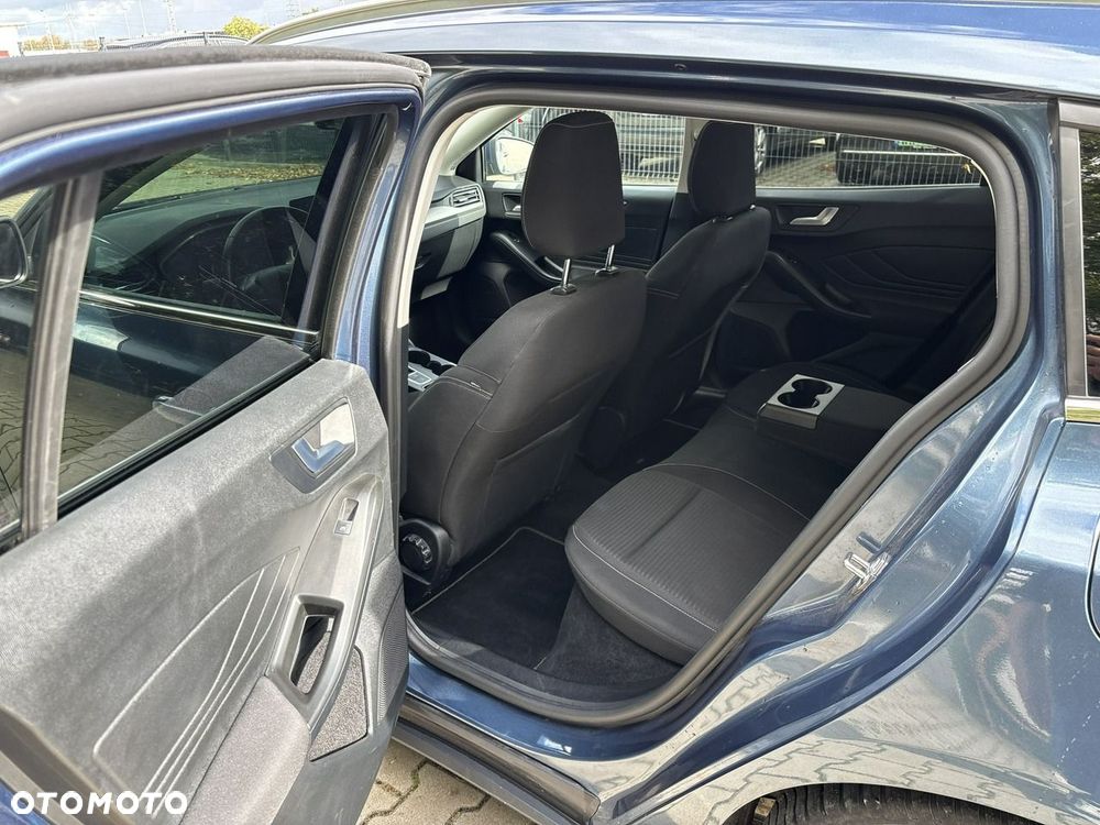 Ford Focus - 20