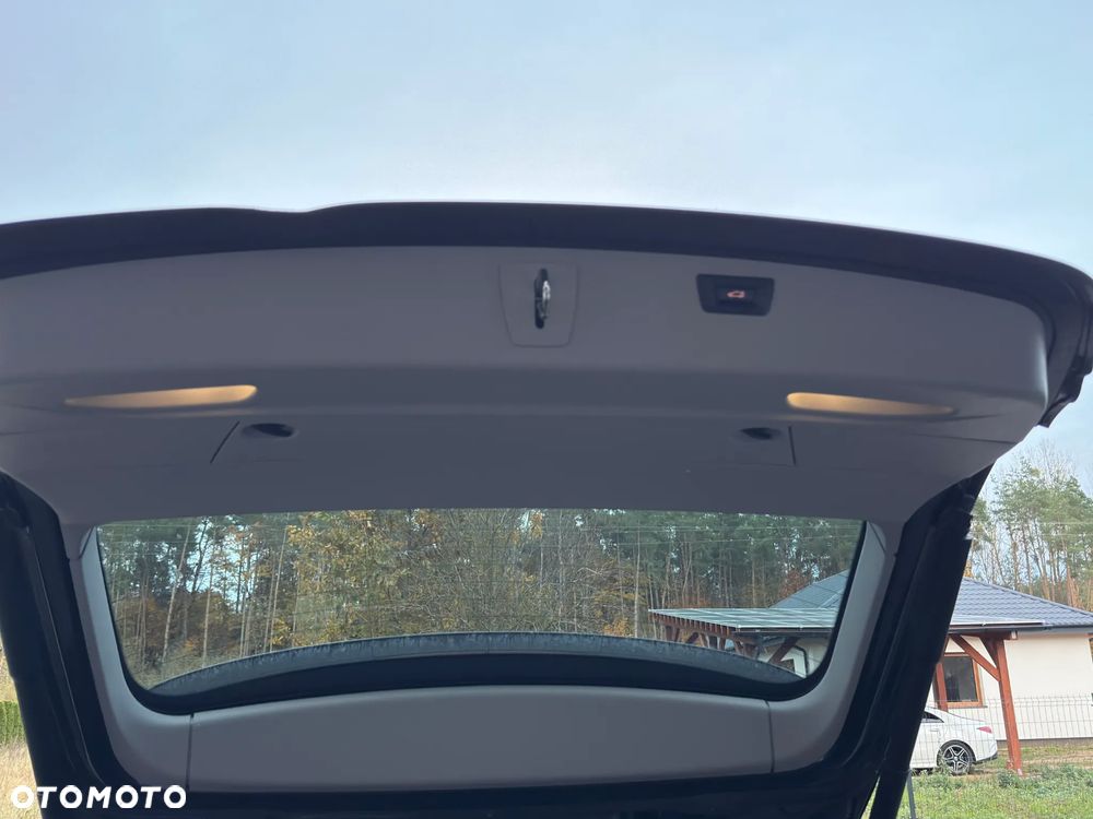 BMW Seria 3 318d Modern Line - 18