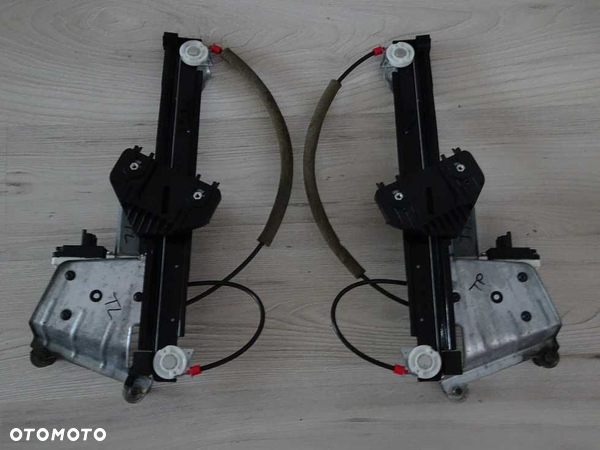 Podnośnik Szyby Mechanizm Mitsubishi Colt CZC Cabrio Tył Prawy (1022)