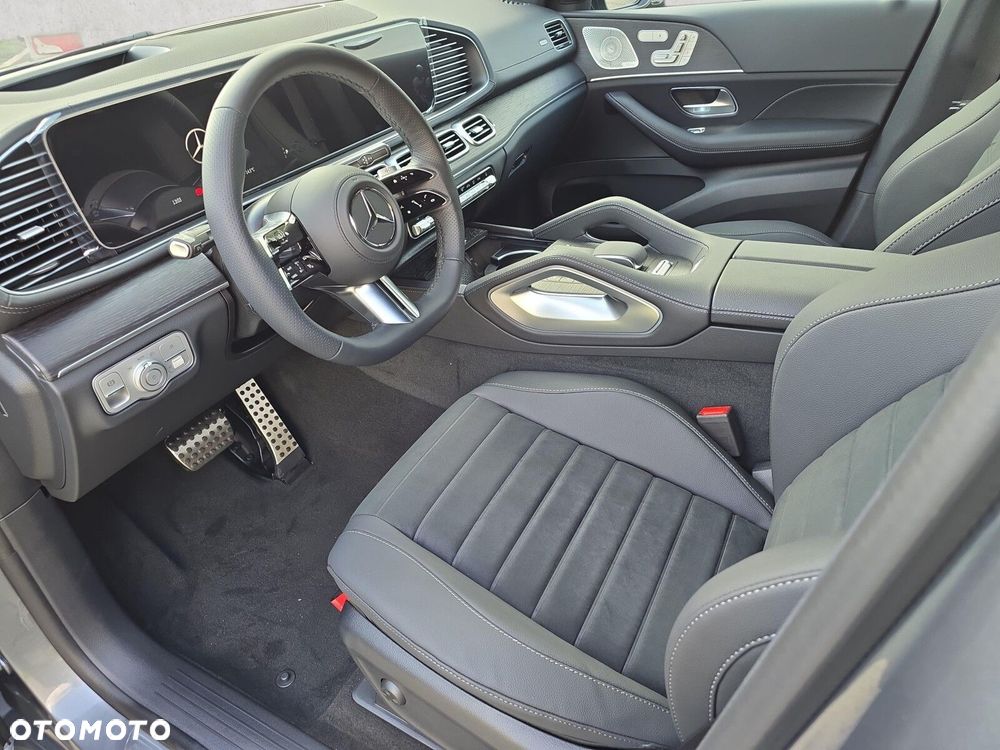 Mercedes-Benz GLE - 12