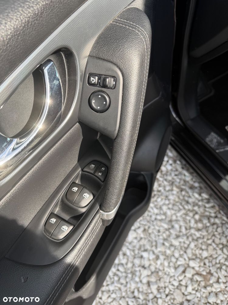 Nissan Qashqai 1.6 DCi Tekna Xtronic EU6 - 18