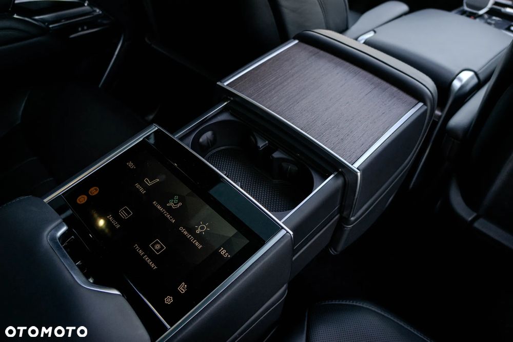Land Rover Range Rover 4.4 V8 P535 Autobiography - 28