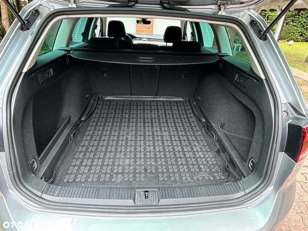 Volkswagen Passat 2.0 TDI EVO Business DSG - 12