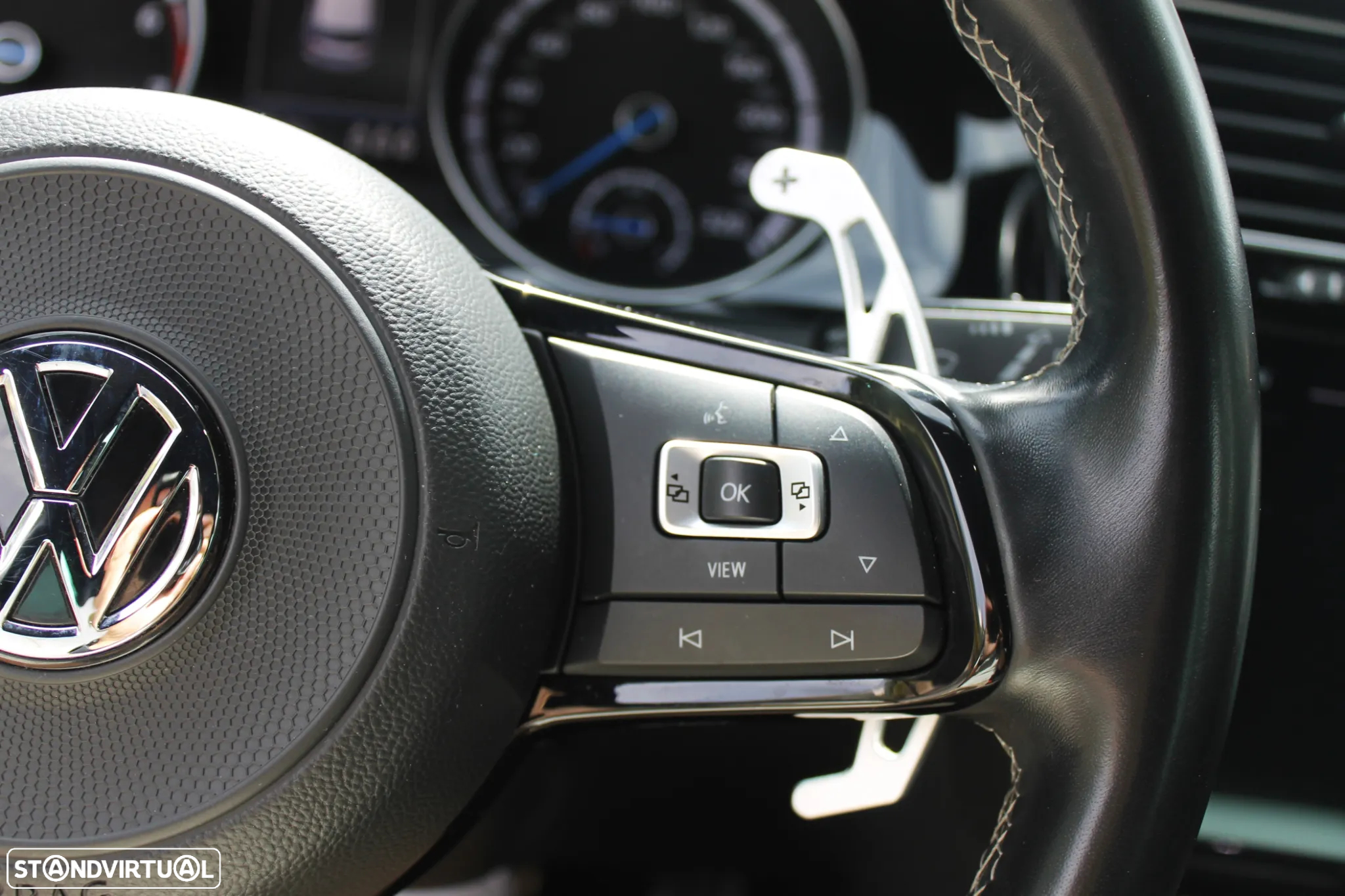 VW Golf R 4Motion (BlueMotion ) DSG - 30