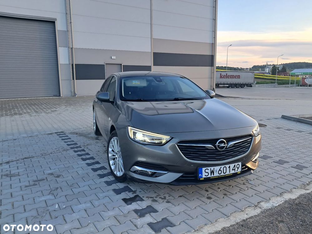 Opel Insignia - 17