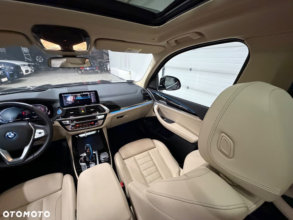 BMW iX3 80kWh Impressive - 26