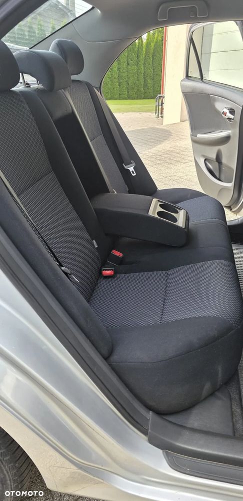 Toyota Corolla 1.4 D-4D Premium - 12