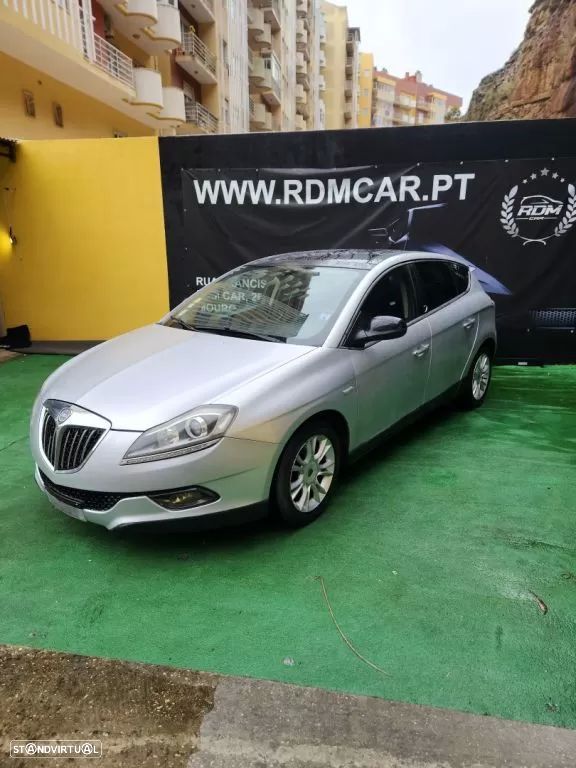 Lancia Delta 1.6 M-Jet Oro - 1