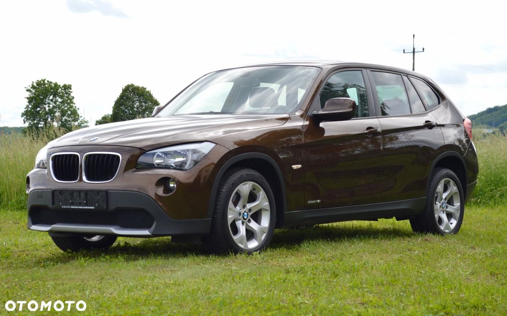 BMW X1 sDrive18i - 11