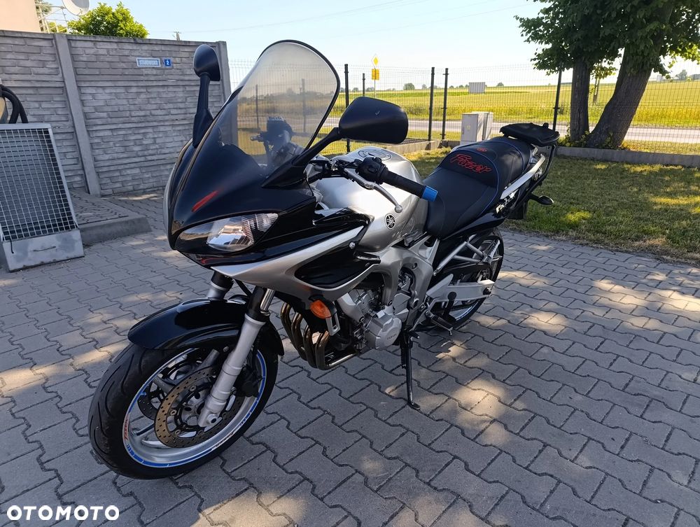 Yamaha FZ6 - 10