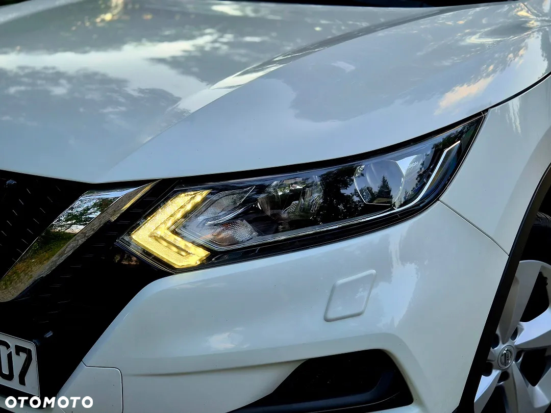 Nissan Qashqai 1.6 DIG-T N-Connecta - 10