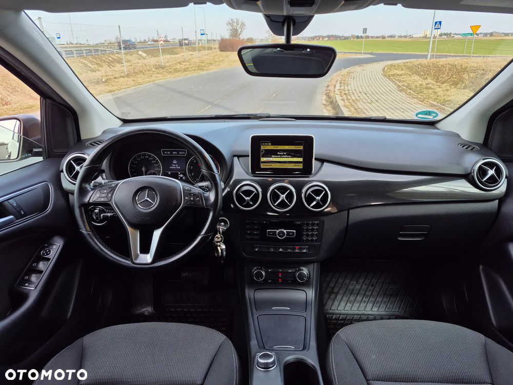 Mercedes-Benz Klasa B 180 (BlueEFFICIENCY) 7G-DCT - 7