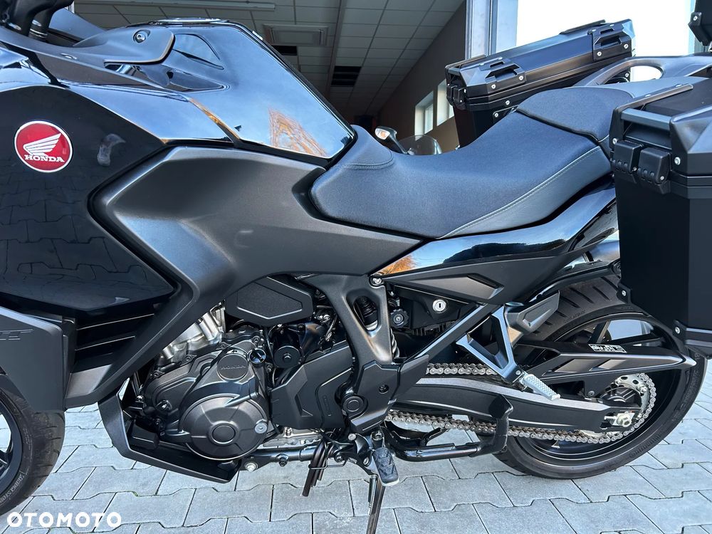 Honda NT - 15