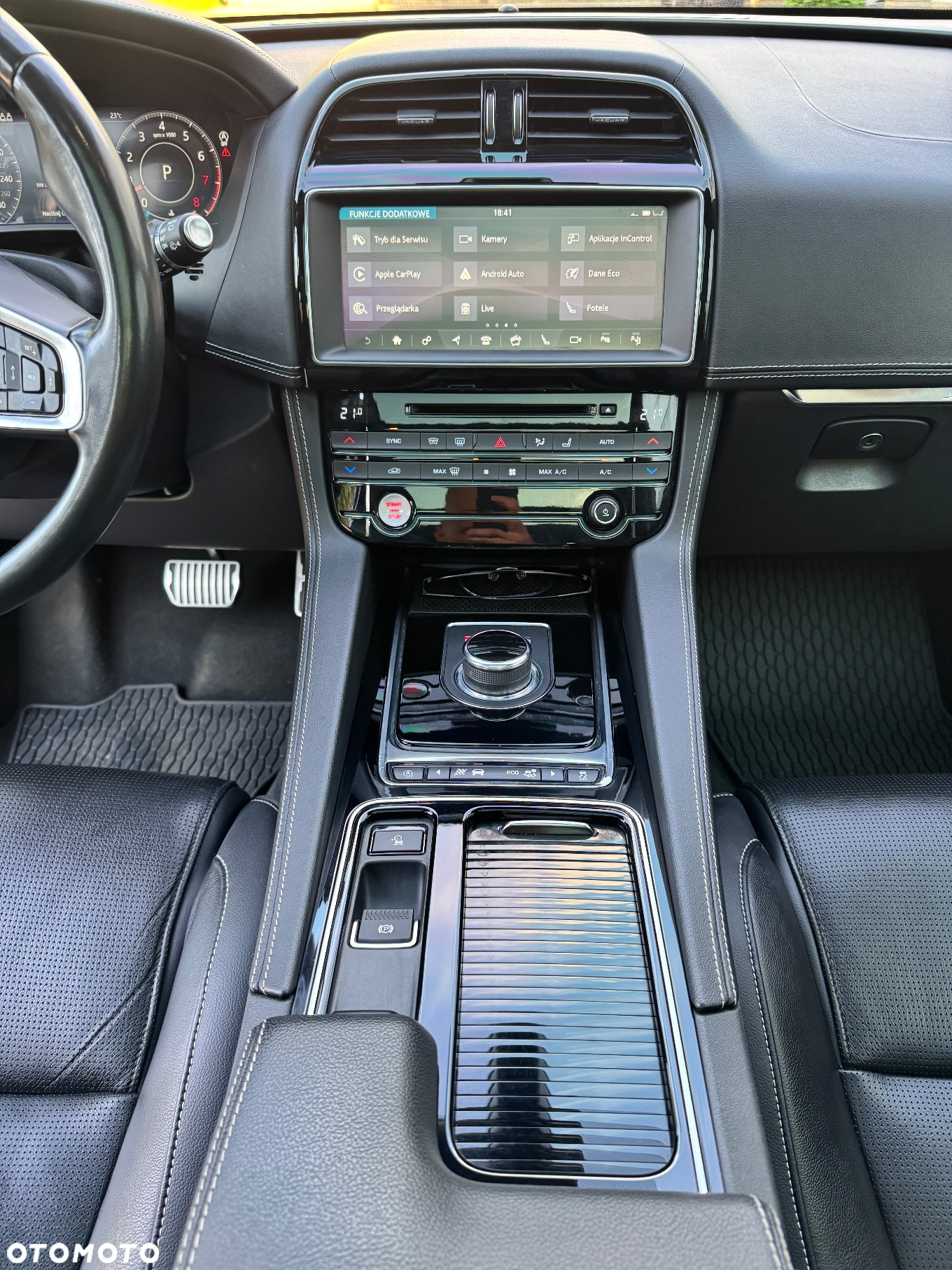 Jaguar F-Pace 3.0 V6 AWD S - 18