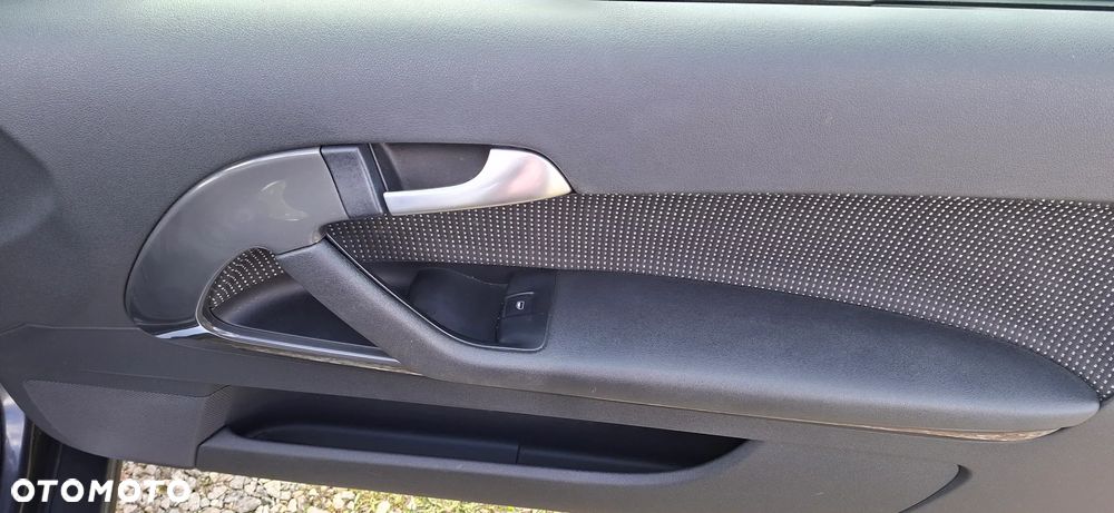 Audi A3 3-drzwiowe - 32