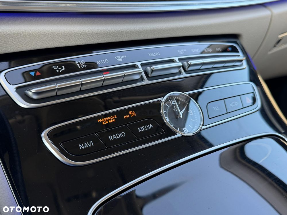 Mercedes-Benz Klasa E 220 d 9G-TRONIC - 10