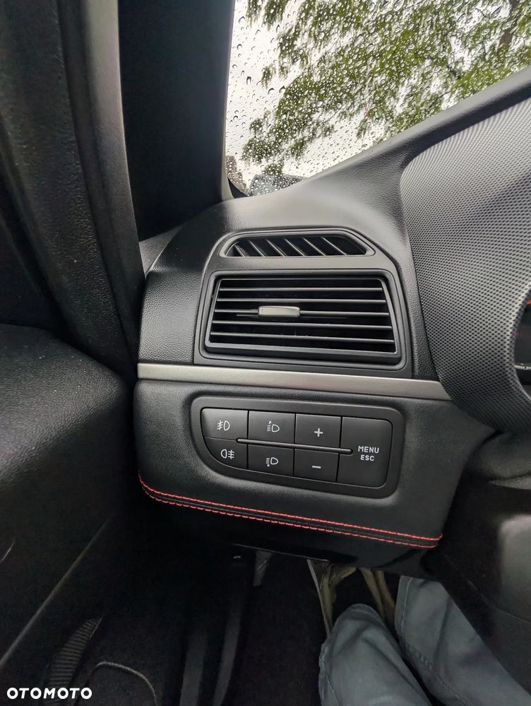 Fiat Grande Punto 1.4T-Jet Abarth - 13